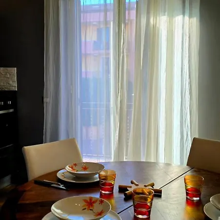 Nizzeti Catania Sicily Sea View Daire *