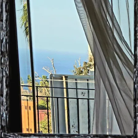 Nizzeti Catania Sicily Sea View Daire *